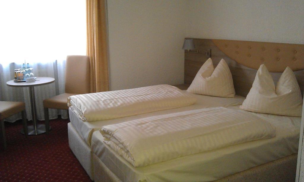 Airport Filder Post Hotel 3*